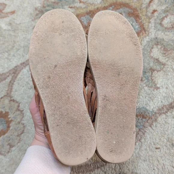 Macarena Collection Huarache Brown Woven Leather Huarache Flats Sandals - Picture 7 of 8